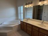 10442 39 PL - Photo 12