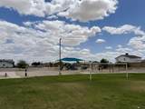 6095 42 ST - Photo 36