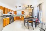 1067 4 DR - Photo 9