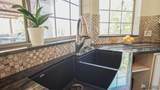 3376 15 AVE - Photo 10