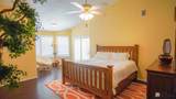 3376 15 AVE - Photo 17