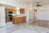 11686 Glenwood Ave - Photo 14
