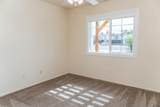 11686 Glenwood Ave - Photo 15
