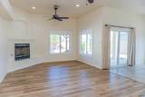 11686 Glenwood Ave - Photo 3