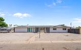 2210 25 ST - Photo 3