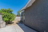 2419 Greenwood Ave - Photo 37