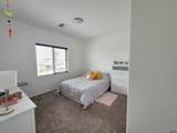 3689 39 ST - Photo 16