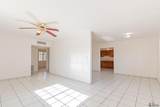 2221 9 ST - Photo 5