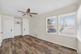 1506 5 AVE - Photo 3
