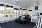 10211 Del Valle - Photo 4