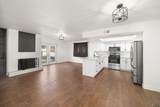 1252 42 AVE - Photo 2