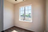 902 1 AVE - Photo 18