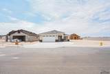 10745 45 LN - Photo 2