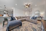 11513 33 LN - Photo 4