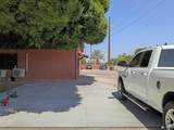 143 14 AVE - Photo 2