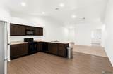 7343 37 ST - Photo 10