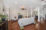 3137 47 AVE - Photo 4
