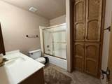 2045 14 AVE - Photo 4