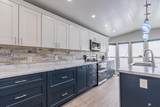 5707 32 ST - Photo 10