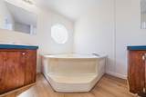 10200 Cyclone Ave - Photo 18