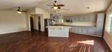 1402 Jennifer Ln - Photo 11