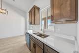 10570 46 PL - Photo 5