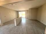 7684 35 ST - Photo 3