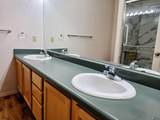 11677 Glenwood Ave - Photo 11