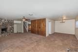 2101 25 ST - Photo 6