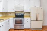 405 24 AVE - Photo 10