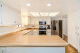 743 37 ST - Photo 11