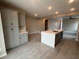 7684 35 ST - Photo 4