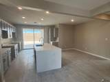 7684 35 ST - Photo 5