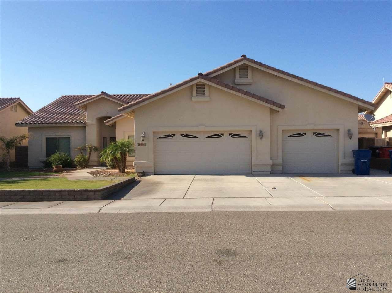 10366 39 ST - Photo 1