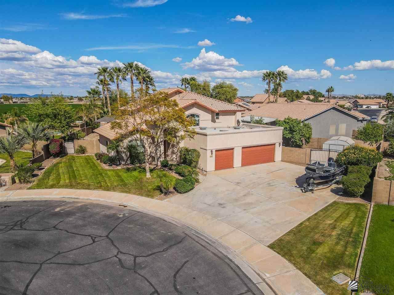 2637 46 DR - Photo 1