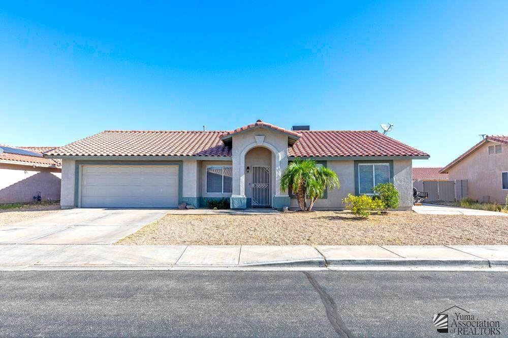 8736 25 ST - Photo 1