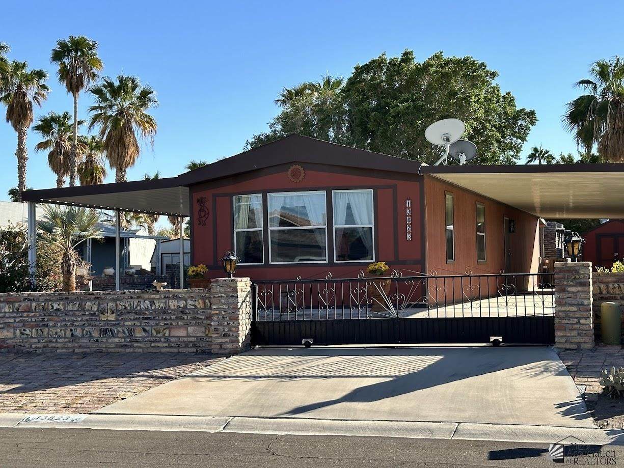13823 46 ST - Photo 1