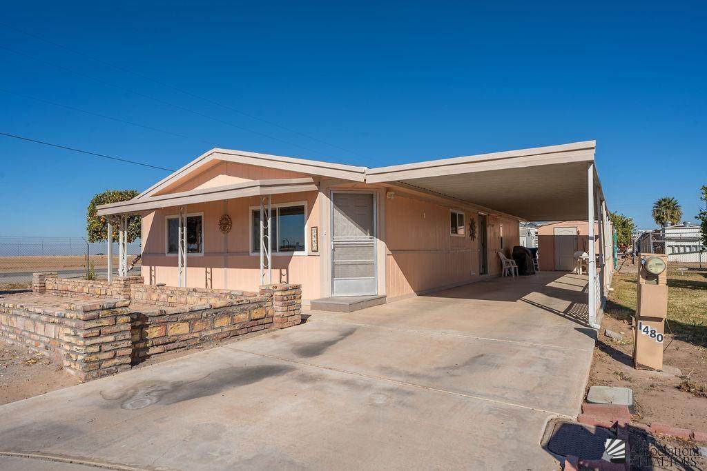 1480 Michelle Ln - Photo 1