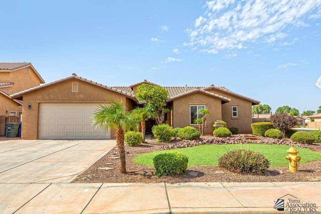 3751 37 ST - Photo 1