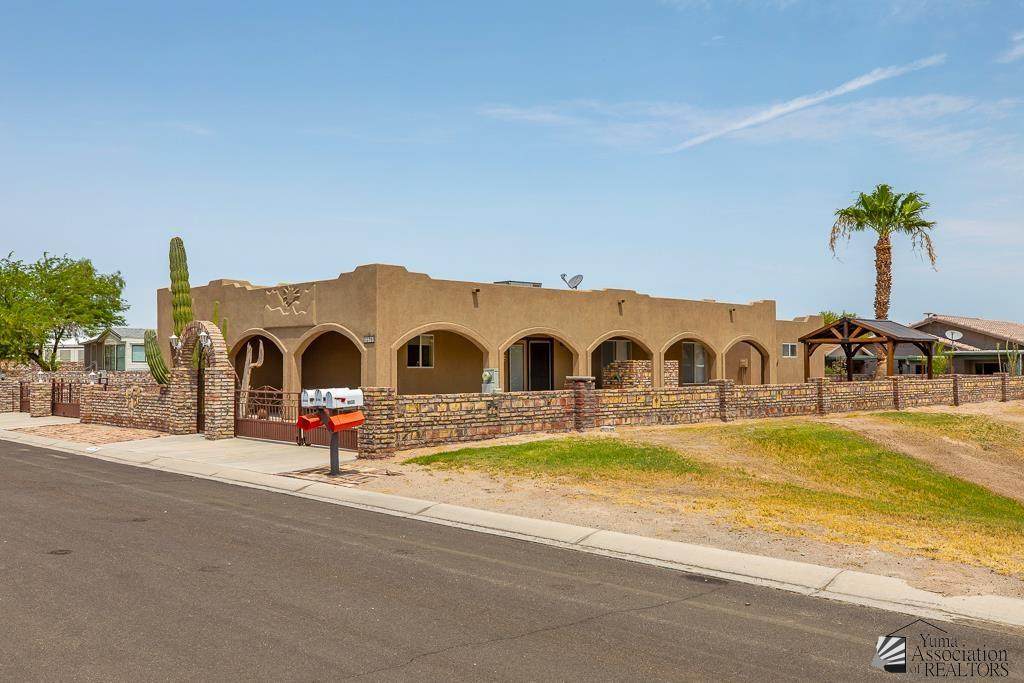 12790 46 DR - Photo 1