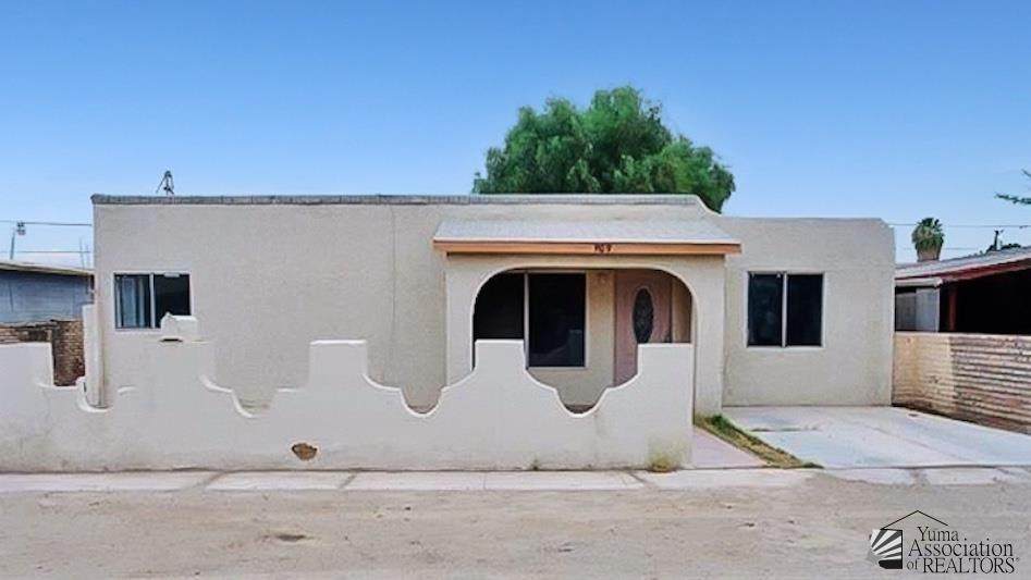 909 Pagent Ave - Photo 1