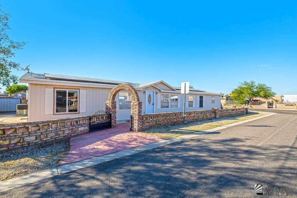 13675 44 ST - Photo 1