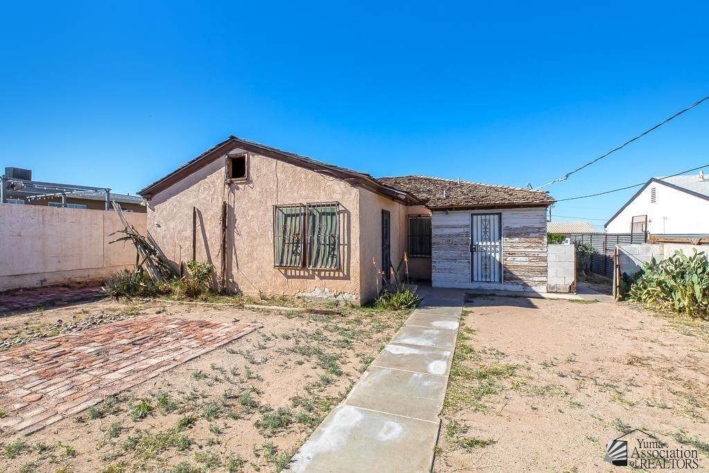 577 9 AVE - Photo 1