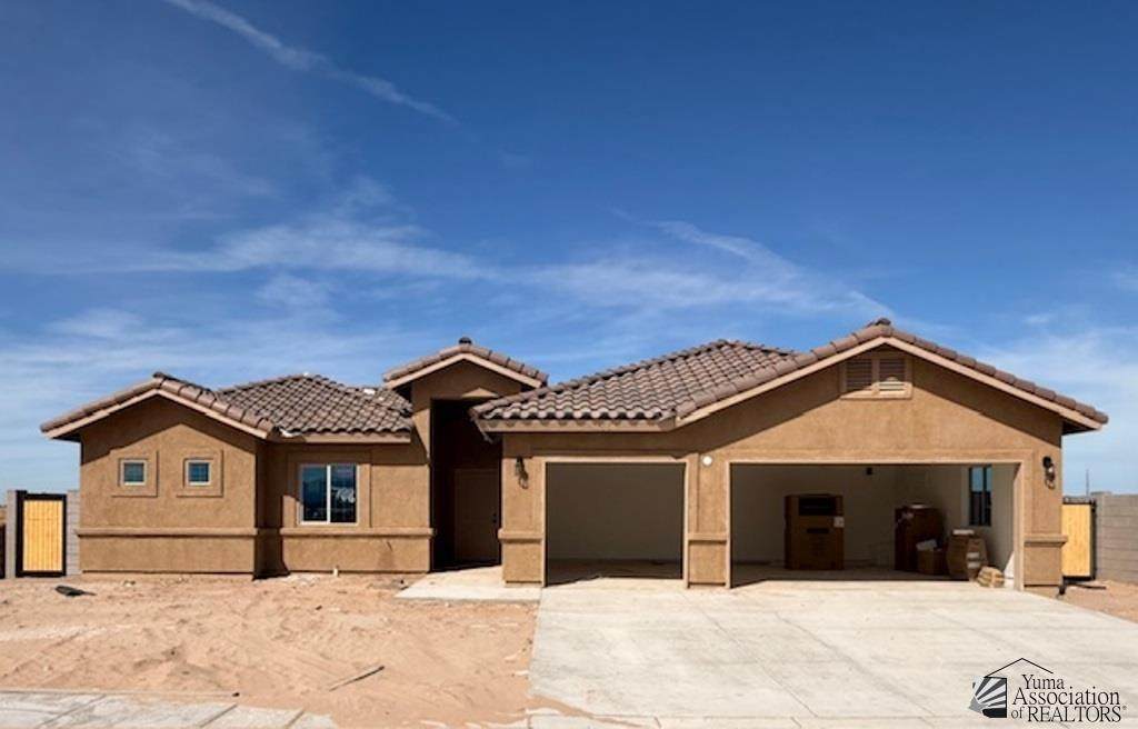 4554 Desert Oasis Dr - Photo 1