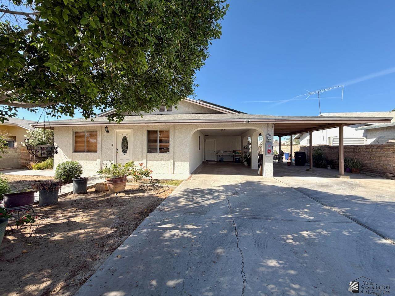 1216 D St - Photo 1