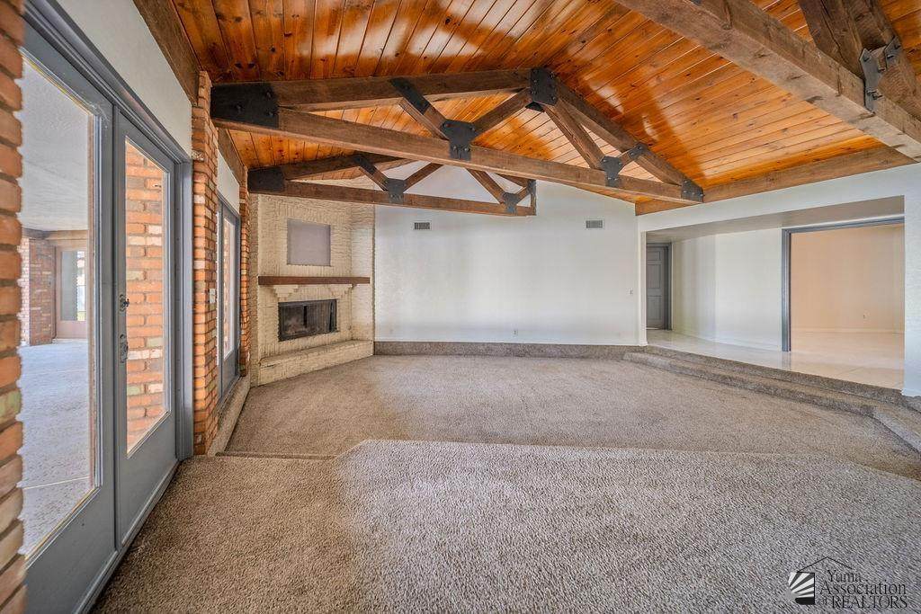 4324 16 ST - Photo 1