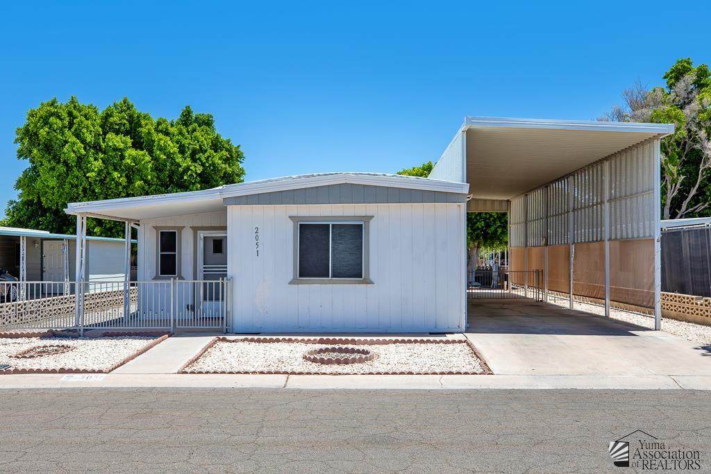 2051 Coyote Ave - Photo 1