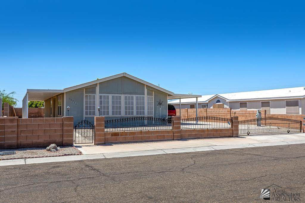 10226 Spring Ave - Photo 1