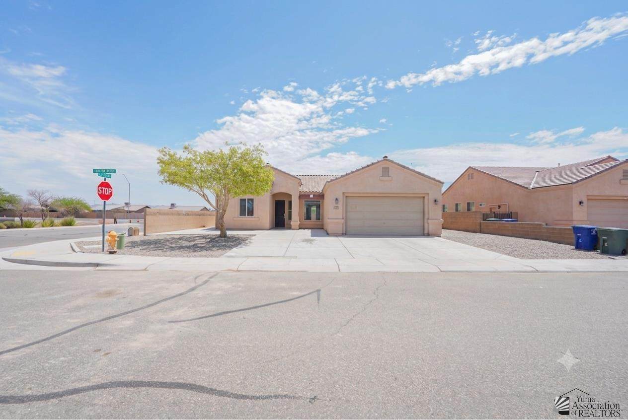 3703 Falcon Dr - Photo 1