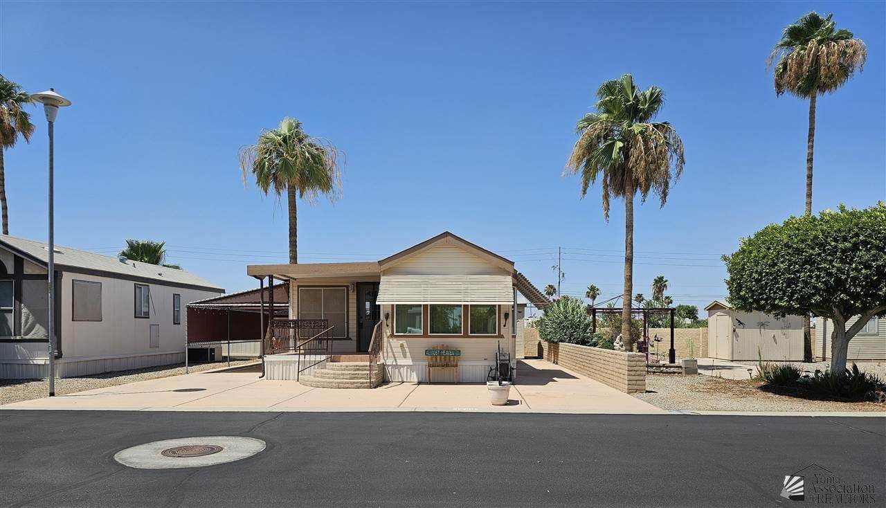 5707 32 ST - Photo 1
